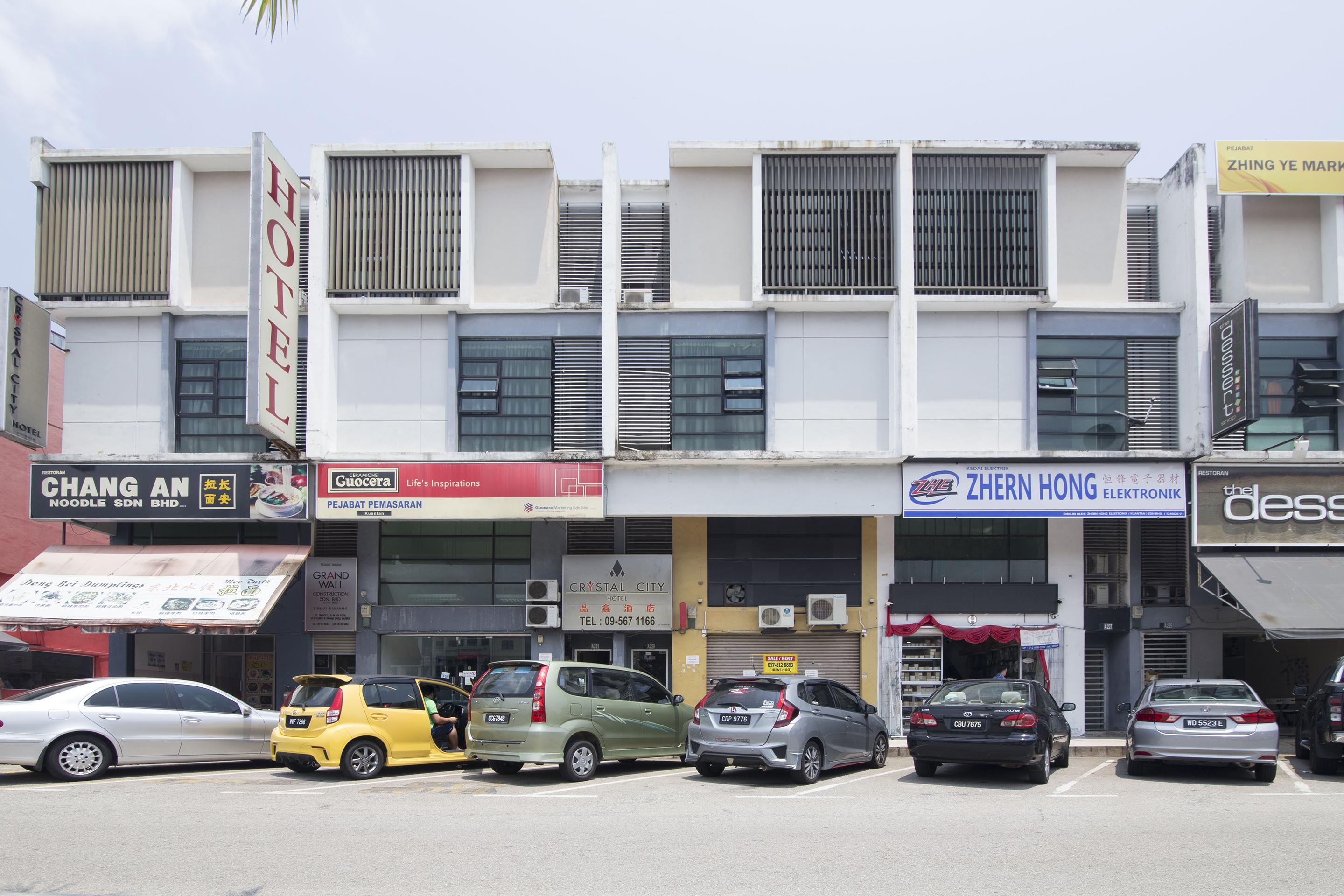 Crystal City Hotel Kuantan Exterior photo