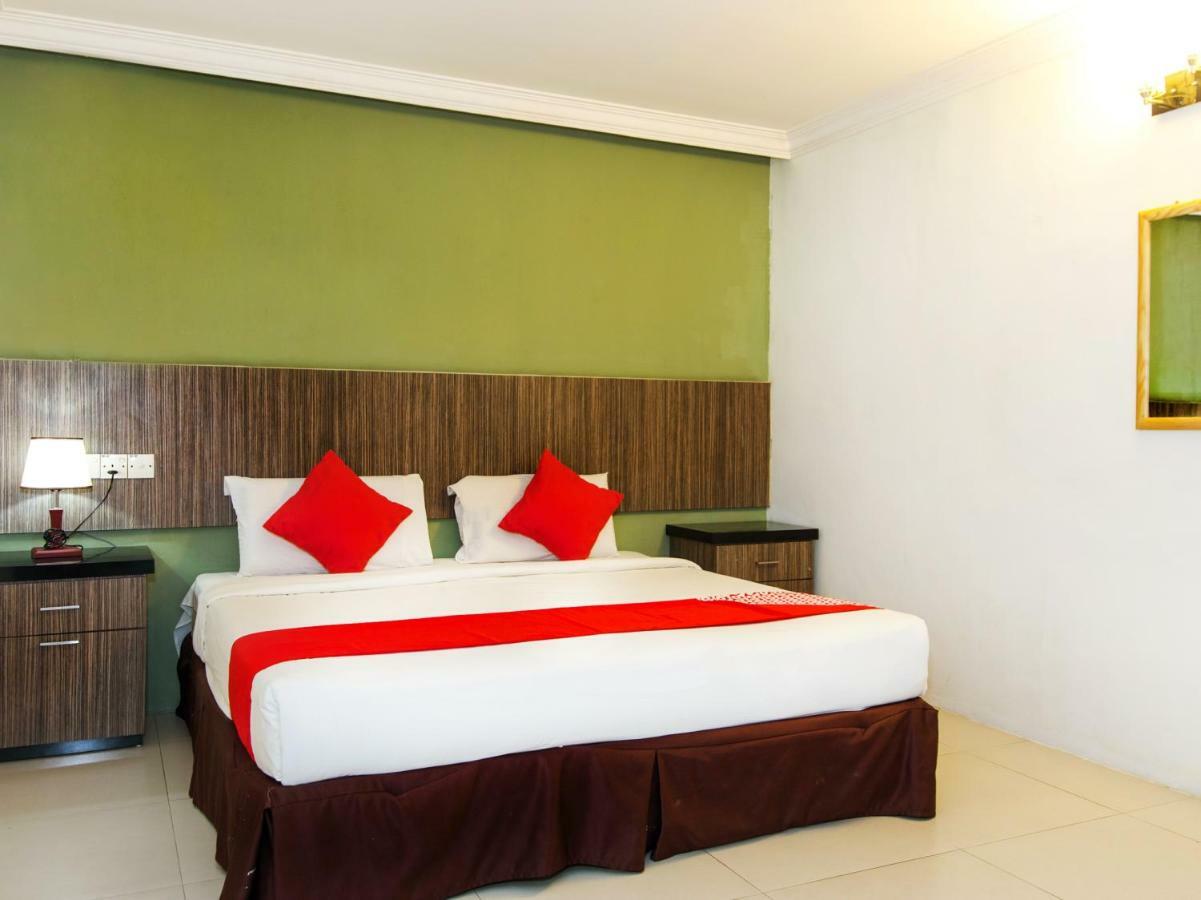 Crystal City Hotel Kuantan Exterior photo